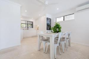 The Little Peaceful Retreat, 600m to Scarb Beach