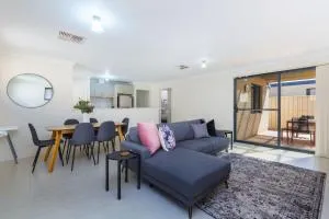 Family perfection in quiet and convenient location - Kinross