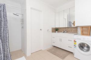 2 BR getaway - Almost 5km to CBD and 10km to airport