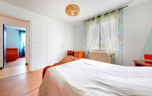 Maisons de vacances 3 Bedroom Beautiful Home In Arzal : photos des chambres