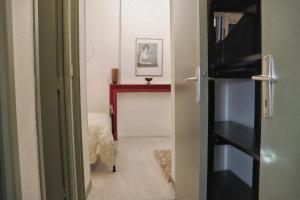 Appartements La Tour des Songes Place Dampmartin Uzes : photos des chambres