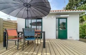 Gorgeous Home In Saint-Jean-De-Monts - 山地圣母村