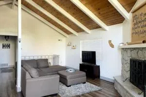 500) Pine Mountain Lake Escape - La Grange