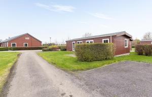 Amazing Home In Wagenborgen With Wifi