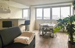 1 Bedroom Amazing Apartment In Angers - Thorigné-dʼAnjou