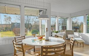 3 Bedroom Gorgeous Home In Stege