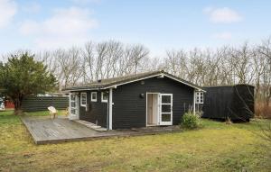 3 Bedroom Gorgeous Home In Rødby