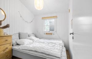 3 Bedroom Gorgeous Home In Rødby