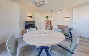 Pet Friendly Home In Afferden With Wifi