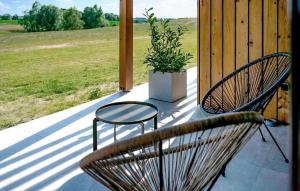 1 Bedroom Awesome Apartment In Binowo