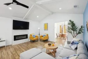 Best of Desoto 4BR, 3BA with Pool, HotTub, Cinema - 邓肯维尔