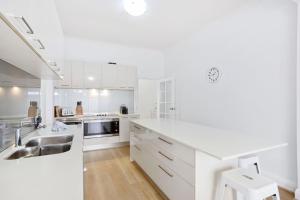 Ardross Delight, Gem with Pool, Garden and Parking