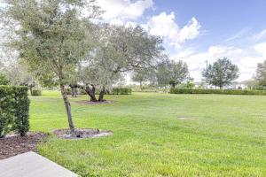 New and modern home, sleeps 10 in great location