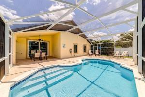 Beautiful New Villa Gleneagles Dr Modernized 2024