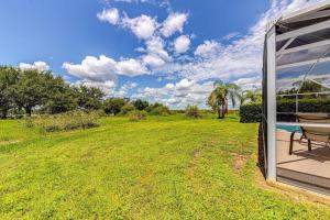 Beautiful New Villa Gleneagles Dr Modernized 2024