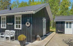 3 Bedroom Gorgeous Home In Hals