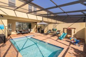 Fantastic townhome in resort style complex