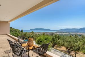 Astarte Villas - Pearl Private Villa with Pool