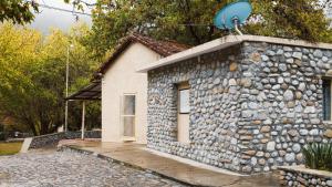 ESTANCIA CASA DE PIEDRA casa 1