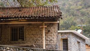 ESTANCIA CASA DE PIEDRA casa 1