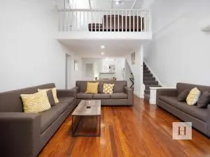 Lakeshores Villa - Murrays Beach