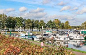 2 Bedroom Beautiful Home In Afferden