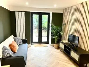 City Centre Garden Apartment - 蒂弗顿