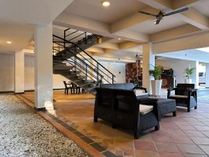 Santa Donama Paradise