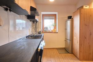 Hisa na Zlatem polju