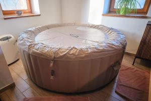 Hisa na Zlatem polju