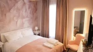 Mandeville Guest House - Enfield Lock