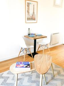 Appartements Studio equipe St cloud proche Paris - La Defense : photos des chambres