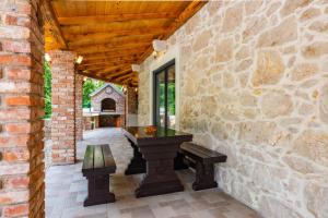 Villa Old Stone