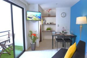 Gran ubicación y confortable Depto. con vigilancia