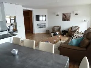 Chalet Mittaghorn - 阿德尔博登