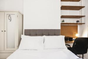 Camden House 2 mins from Tube with Garden- BS