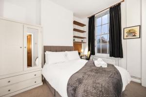 Boho 3-bed with Garden in Camden next to Tube
