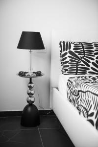 Morgana guarda il canale - CENTRO STORICO - FINESTRELLA -INDIPENDENZA - PIAZZA 8 AGOSTO - STAZIONE CENTRALE