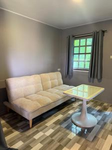 บ้านเชิงเขาโฮมสเตย์ บ้านบนเขา