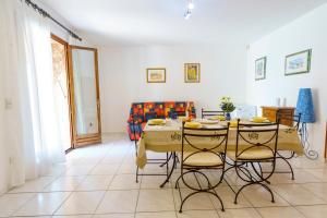 Appartements La Caletta Corsa Apartments con due camere a 100 m dal mare - WiFi fibra FTTH - ALL INCLUSIVE : photos des chambres