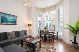 Kensington Residence