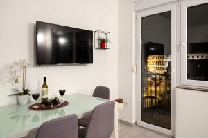 Ancora Center Apartment