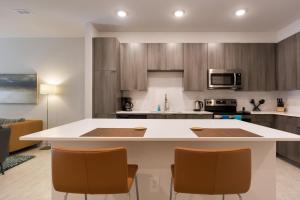 Spectacular Apartments by BCA Furnished Apartments Spec1B 452 E