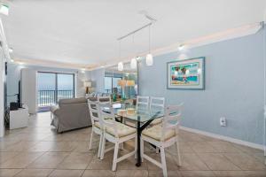 313 - Dazzling Oceanfront 22