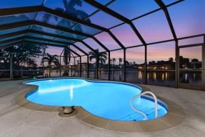 Gulf Access, Saltwater Heated Pool, Dock - Palaco Point Villa - Roelens