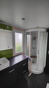 Campings location saisonniere Mobil-home a St Augustin sur mer en Charente-Maritime 17570 : photos des chambres