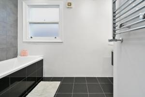 Chelsea Modern Apartments