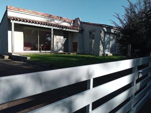 Maisons de vacances La maison du soleil : photos des chambres