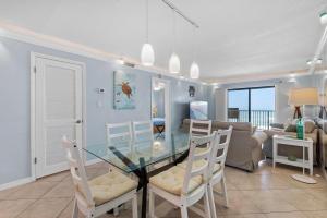 313 - Dazzling Oceanfront 22