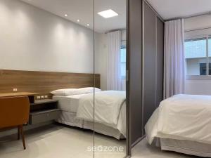 Apto de alto padrão em cond. 700m da praia CCI210